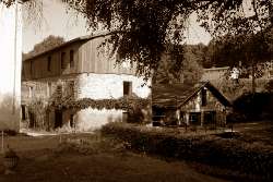 ancien moulin reconverti en atelier de coutellerie